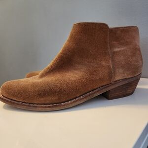 Ankle suede cowboy boots size 8.5
